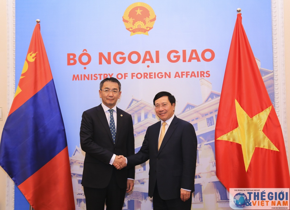Tham gia cùng chúng tôi để khám phá tiềm năng và cơ hội trong lĩnh vực xuất nhập khẩu hàng hóa giữa Việt Nam và Mông Cổ. Với nền kinh tế đang phát triển và thành viên của nhiều cộng đồng kinh tế lớn, Việt Nam và Mông Cổ đang tạo điều kiện thuận lợi cho các doanh nghiệp và nhà đầu tư. Hãy xem hình ảnh và cập nhật các thông tin mới nhất trên trang web của chúng tôi.