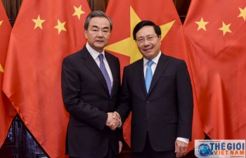 Deputy PM holds talks with Chinese Foreign Minister