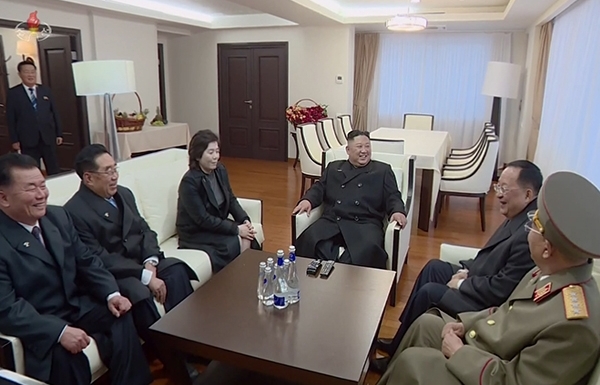 Triều Tiên chiếu phim tài liệu về thượng đỉnh Nga - Triều
