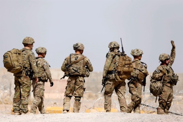 Binh sĩ Mỹ làm nhiệm vụ tại Afghanistan. (Ảnh: Reuters)