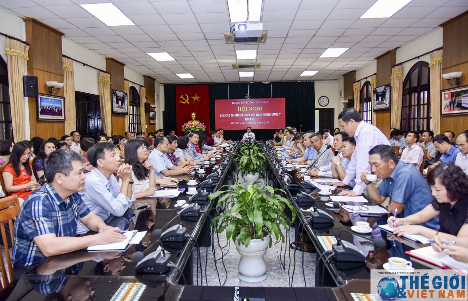 Bộ Ngoại giao tổ chức thông báo nhanh kết quả Hội nghị Trung ương 7