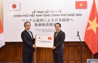 Việt Nam trao 140.000 khẩu trang y tế, hỗ trợ vật tư y tế lần hai cho Nhật Bản chống Covid-19