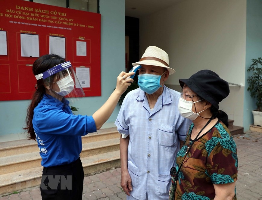Hình ảnh những người dân thủ đô Hà Nội bắt đầu đi bầu cử