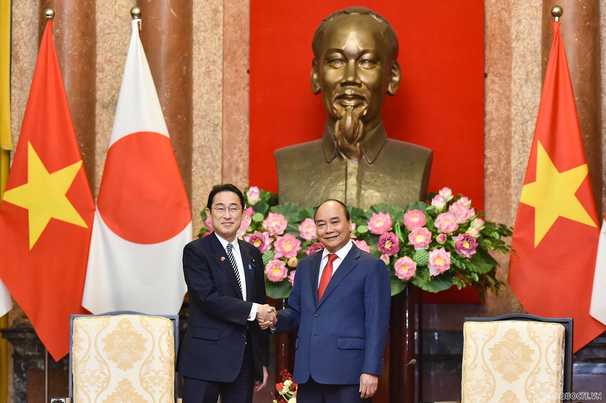 Thủ tướng Nhật Bản Kishida Fumio hội kiến Chủ tịch nước Nguyễn Xuân Phúc. (Ảnh: Nguyễn Hồng)