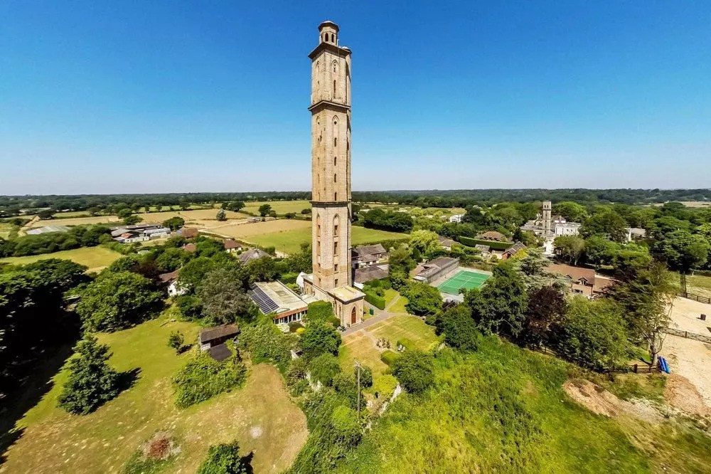 Bí ẩn tòa tháp ‘người đá’ không cốt thép cao nhất thế giới