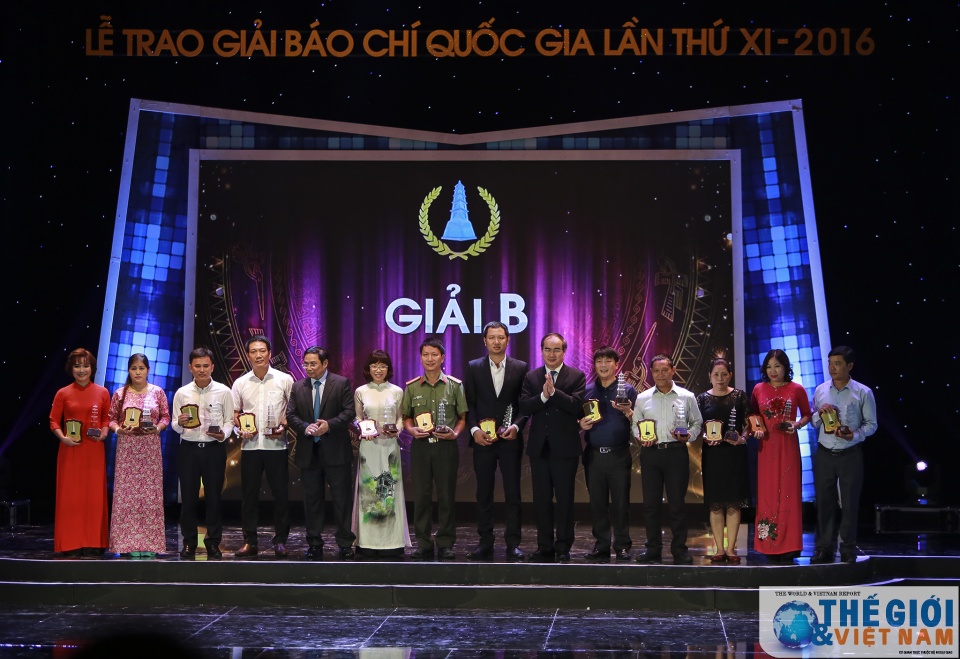 trao giai bao chi quoc gia lan thu 11 cho 95 tac pham