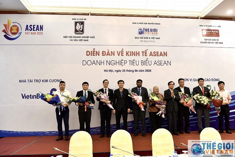 truc tuyen dien dan ve kinh te asean doanh nghiep tieu bieu asean