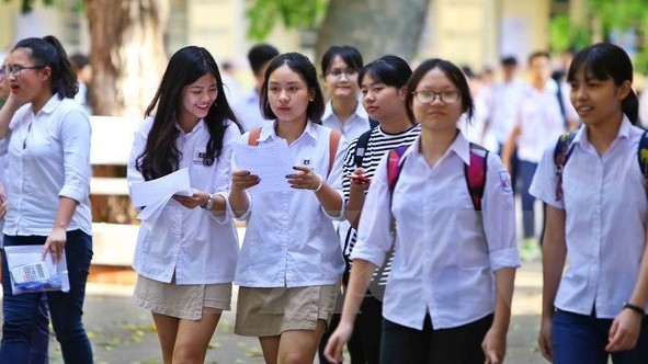 Kỳ thi tuyển sinh lớp 10 năm 2021 tại Hà Nội - Lùi lịch thi, giảm thời gian làm bài