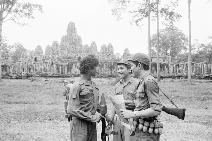 Đại sứ Campuchia(024463): Các chiến sỹ quân tình nguyện Việt Nam như người cha thứ hai của tôi, không có họ, tôi không có như ngày hôm nay!