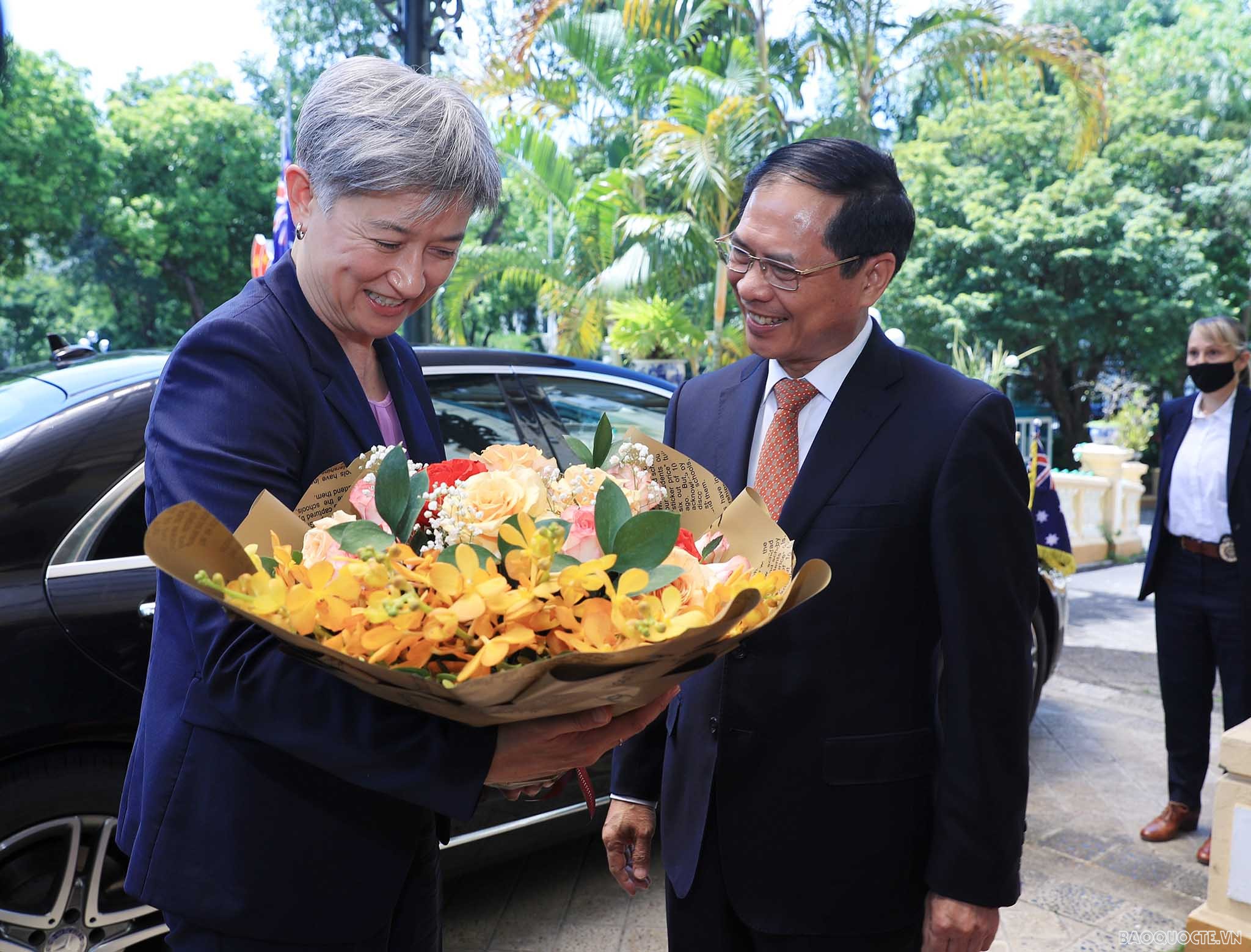 Bộ trưởng Ngoại giao Bùi Thanh Sơn đón và hội đàm với Bộ trưởng Ngoại giao Australia Penny Wong