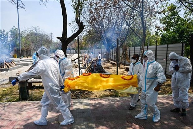 Hỏa táng bệnh nhân tử vong do COVID-19 tại New Delhi, Ấn Độ. (Nguồn: AFP)