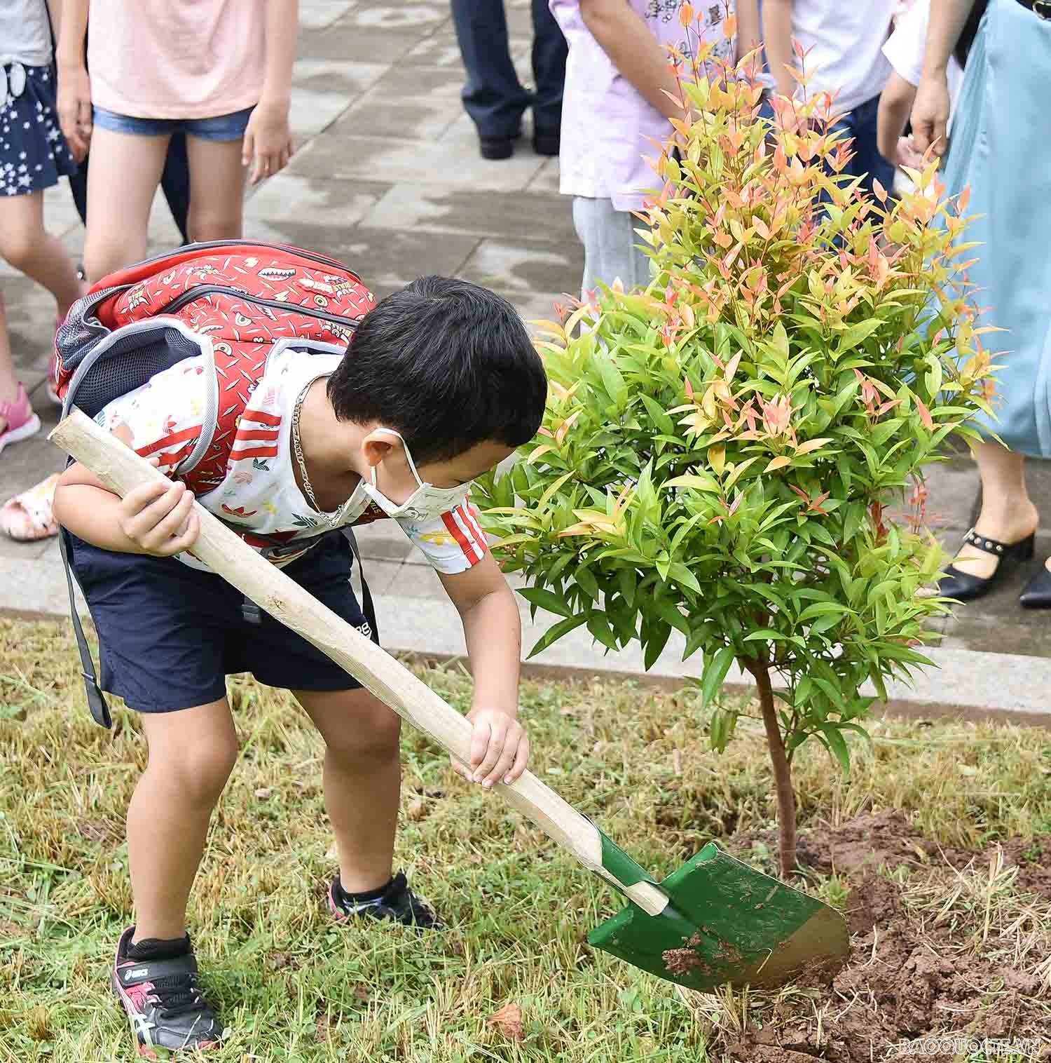 Sôi động ‘Con yêu ngành Ngoại giao’ lần thứ 3