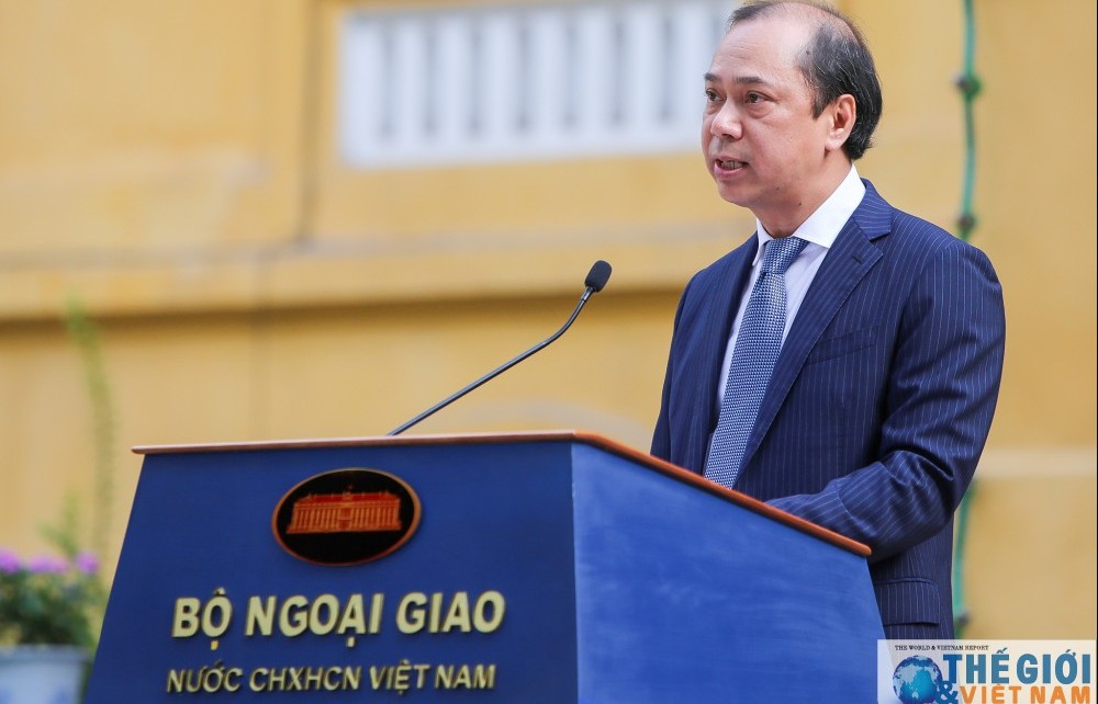 ASEAN flag hoisting ceremony celebrates grouping’s 52nd anniversary
