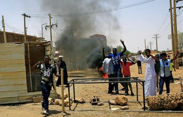 Phe biểu tình ở Sudan tới Ai Cập