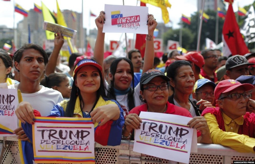 Venezuela: Người dân xuống đường phản đối lệnh trừng phạt của Mỹ