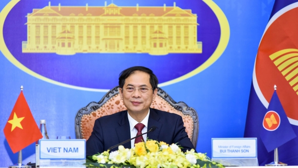 Viet Nam attends 54th ASEAN Foreign Ministers’ Meeting