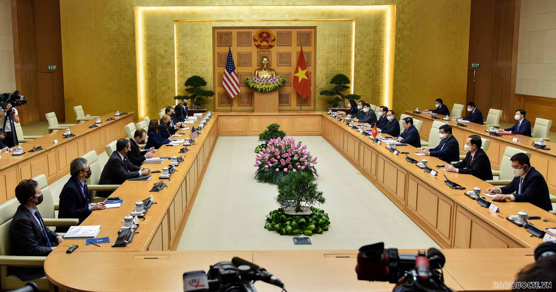 Thủ tướng Phạm Minh Chính tiếp Phó Tổng thống Mỹ Kamala Harris