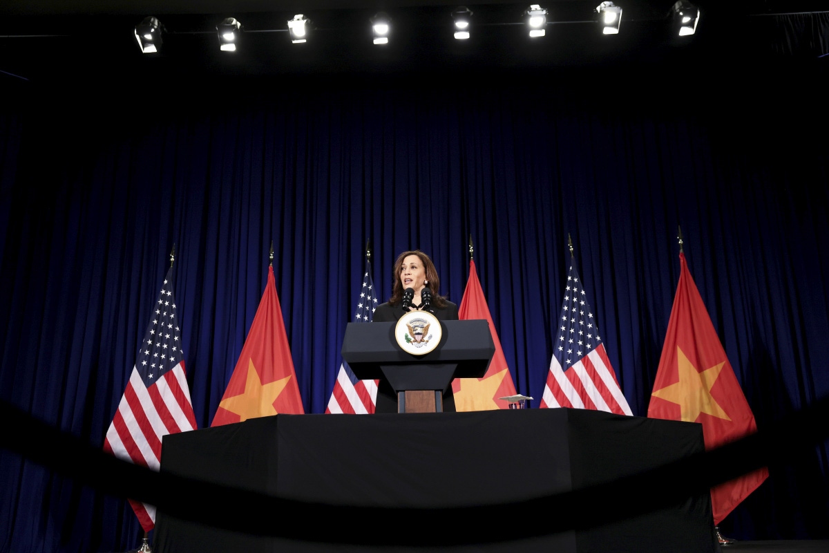 Toàn cảnh chuyến thăm Việt Nam của nữ Tổng thống Mỹ đầu tiên
