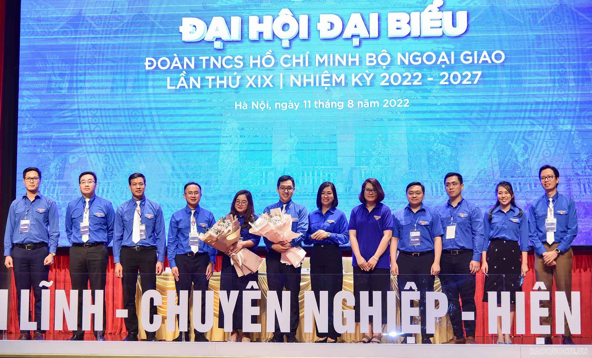 Đại hội chia tay các đồng chí trong ban chấp hành