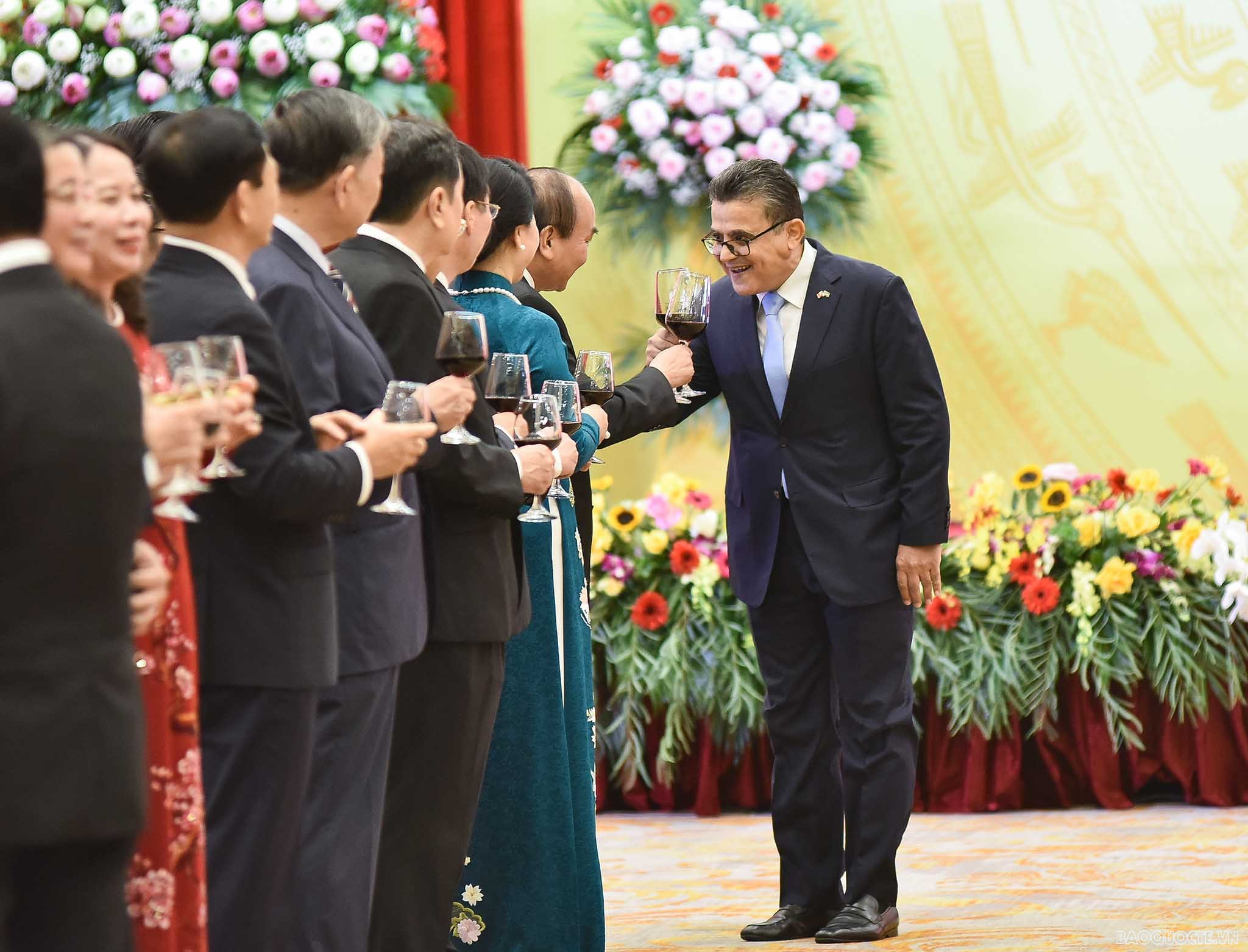 President hosts ceremony marking 77th National Day