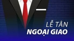 Nên làm gì khi nước chủ nhà treo sai quốc kỳ, cử nhầm quốc thiều?