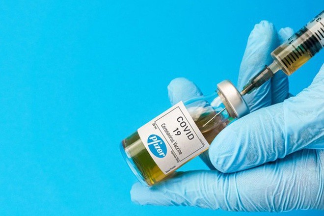 Cục quản lý Thực phẩm và Dược phẩm Hoa Kỳ (FDA) mới chỉ cấp phép tiêm vắc xin Pfizer cho trẻ em từ 12 tuổi trở lên.. (Nguồn: Shutterstock)