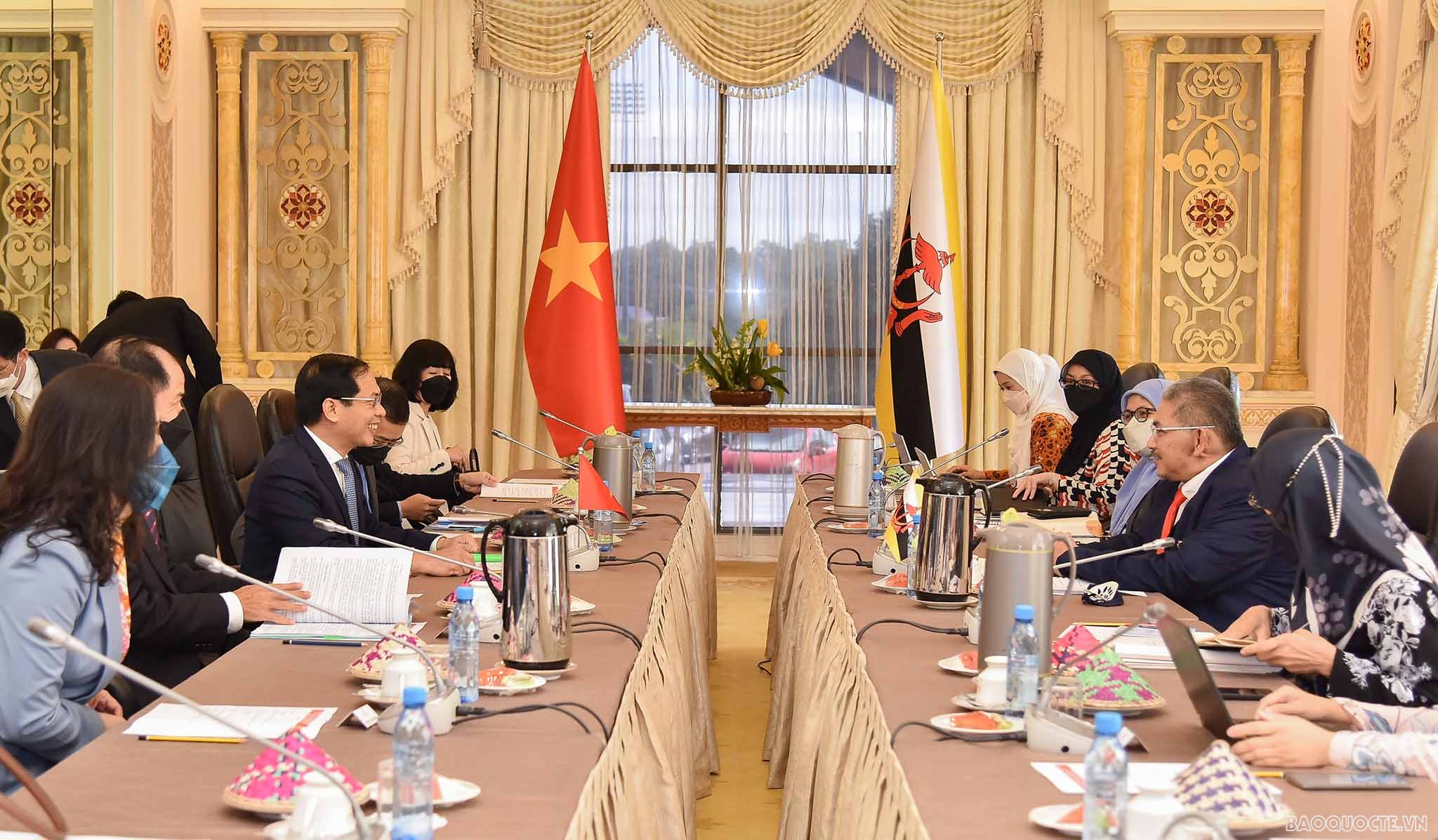 Bộ trưởng Ngoại giao Bùi Thanh Sơn đồng chủ trì Kỳ họp lần 2 Uỷ ban hỗn hợp về Hợp tác song phương Việt Nam-Brunei Bộ trưởng Ngoại giao Bùi Thanh Sơn đồng chủ trì Kỳ họp lần 2 Uỷ ban hỗn hợp về Hợp tác song phương Việt Nam-Brunei