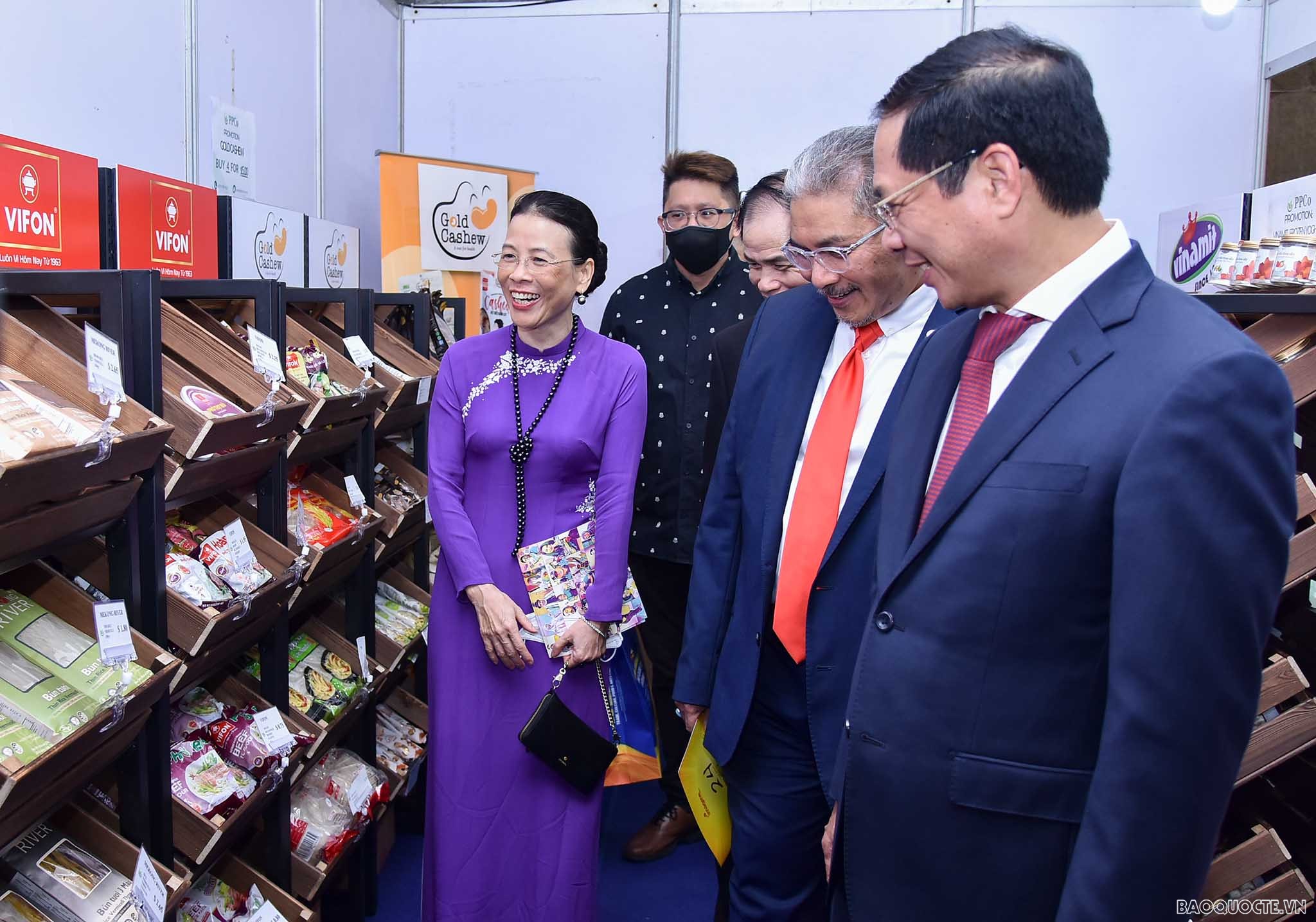 Bộ trưởng Ngoại giao Bùi Thanh Sơn thăm Brunei: Chuyến thăm nhiều kết quả
