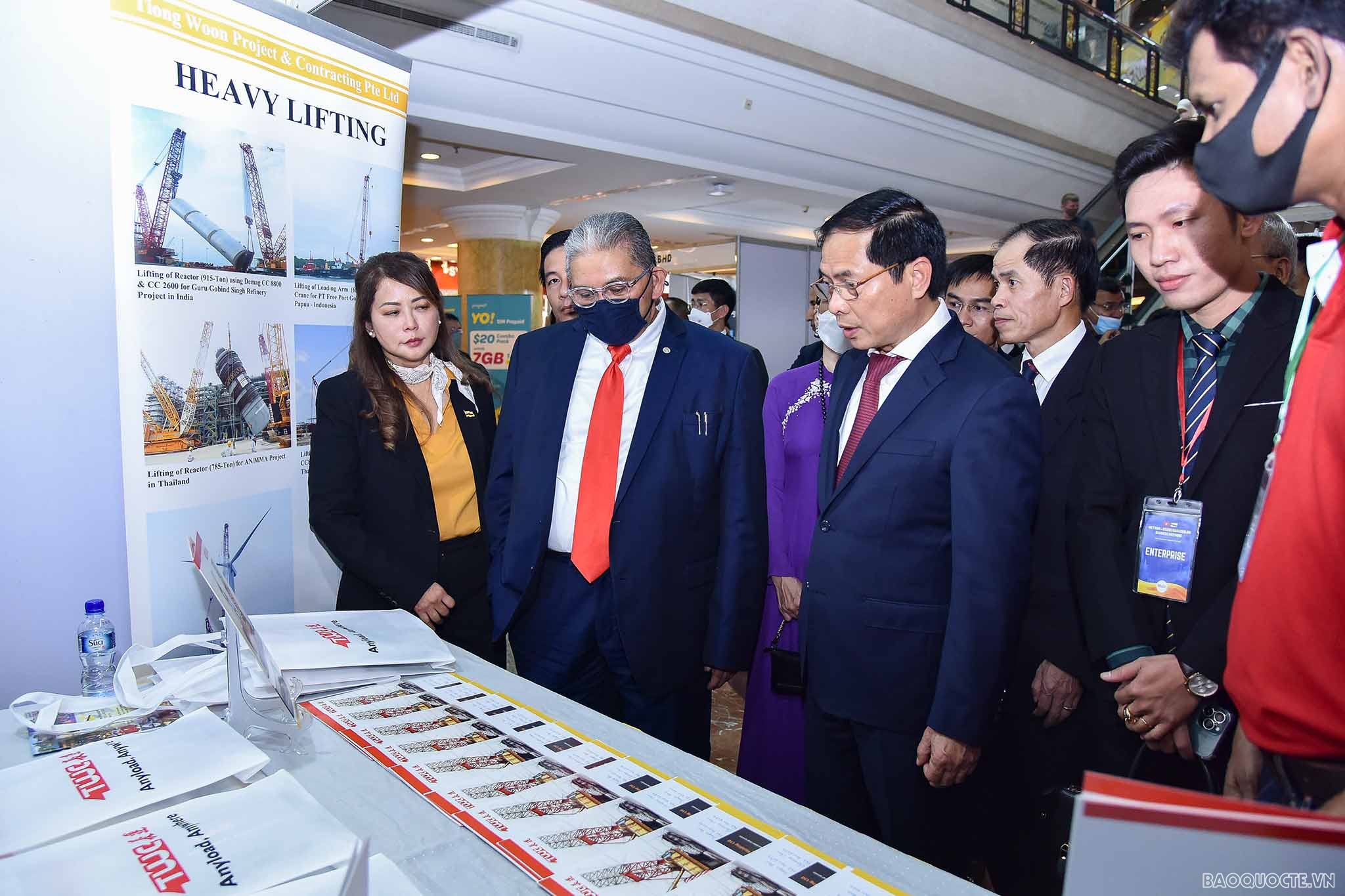 Triển lãm do Đại sứ quán Việt Nam tại Việt Nam phối hợp với các đơn vị liên quan của Brunei tổ chức từ ngày 7-11/9.
