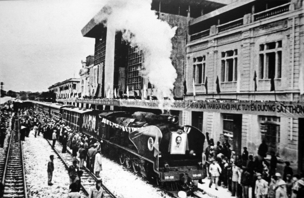 Hình ảnh gợi nhớ về Hà Nội sau ngày giải phóng Thủ đô 1954