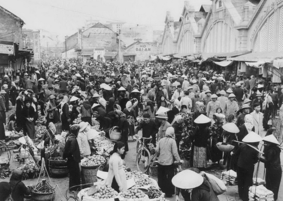 Hình ảnh gợi nhớ về Hà Nội sau ngày giải phóng Thủ đô 1954