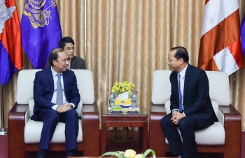 Lãnh đạo Bộ Ngoại giao chúc mừng Quốc khánh lần thứ 66 Vương quốc Campuchia