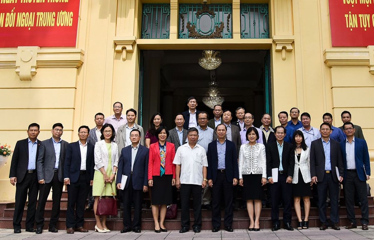 Trưởng các cơ quan đại diện Việt Nam ở nước ngoài làm việc với Lãnh đạo Ban Đối ngoại Trung ương