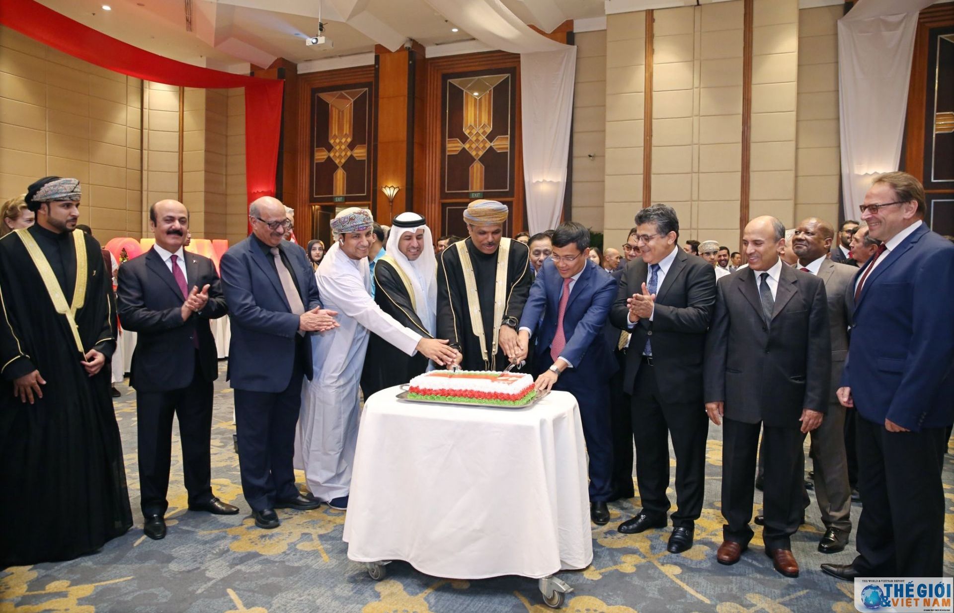 Thứ trưởng Ngoại giao Nguyễn Minh Vũ dự Lễ kỷ niệm 49 năm Quốc khánh Oman