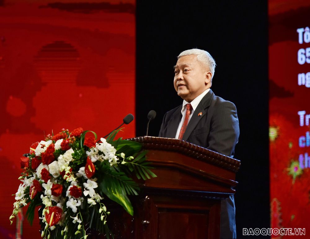 Đại sứ Indonesia tại Việt Nam hát Tiếng Việt trong đêm kỷ niệm quan hệ hai nước