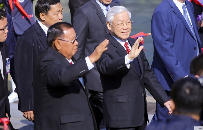 Lễ đón Tổng Bí thư, Chủ tịch Lào Bounnhang Vorachith tại Phủ Chủ tịch