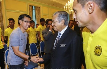 Thủ tướng Malaysia muốn đội nhà đánh bại đội tuyển Việt Nam