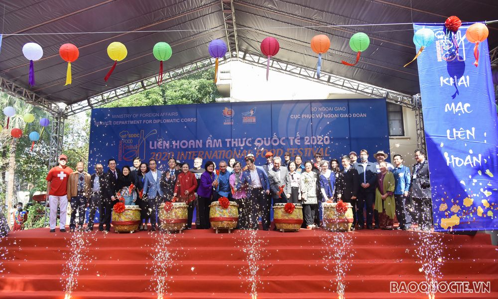 Liên hoan Ẩm thực Quốc tế 2020 quy tụ nhiều món ngon từ khắp các nước và tỉnh thành Việt Nam