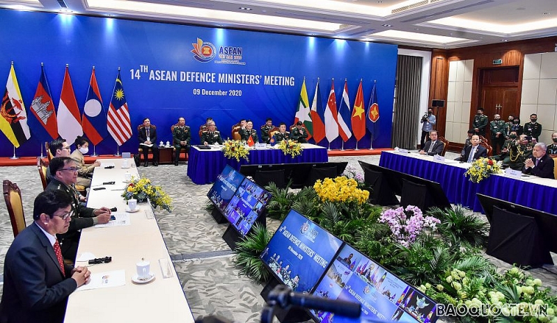 Tin tức ASEAN buổi sáng 10/12: Khai mạc Hội nghị ADMM-14; Indonesia vẫn là ổ dịch Covid-19 nghiêm trọng nhất khối