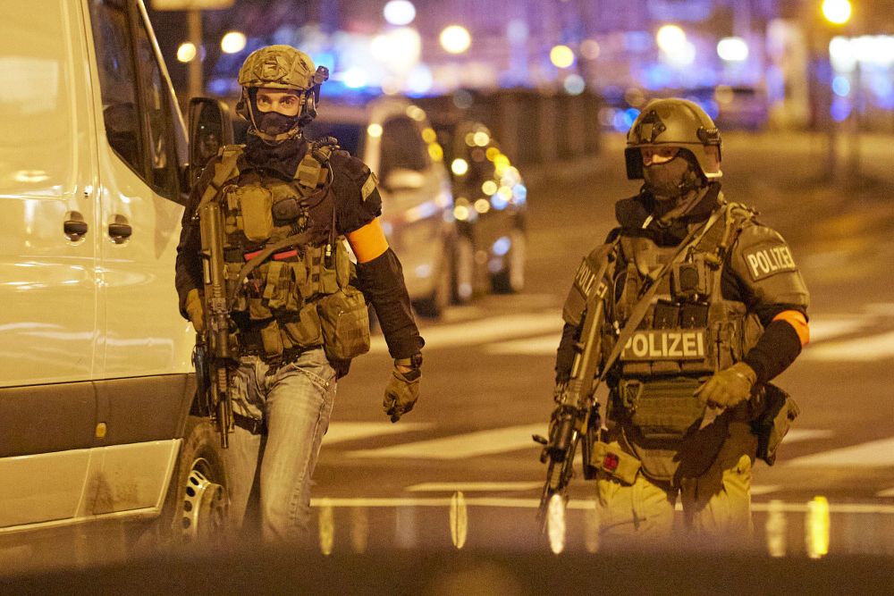 Bắt thêm 2 nghi can liên quan tới vụ tấn công chết người ở Vienna. (Nguồn: Tân Hoa xã)