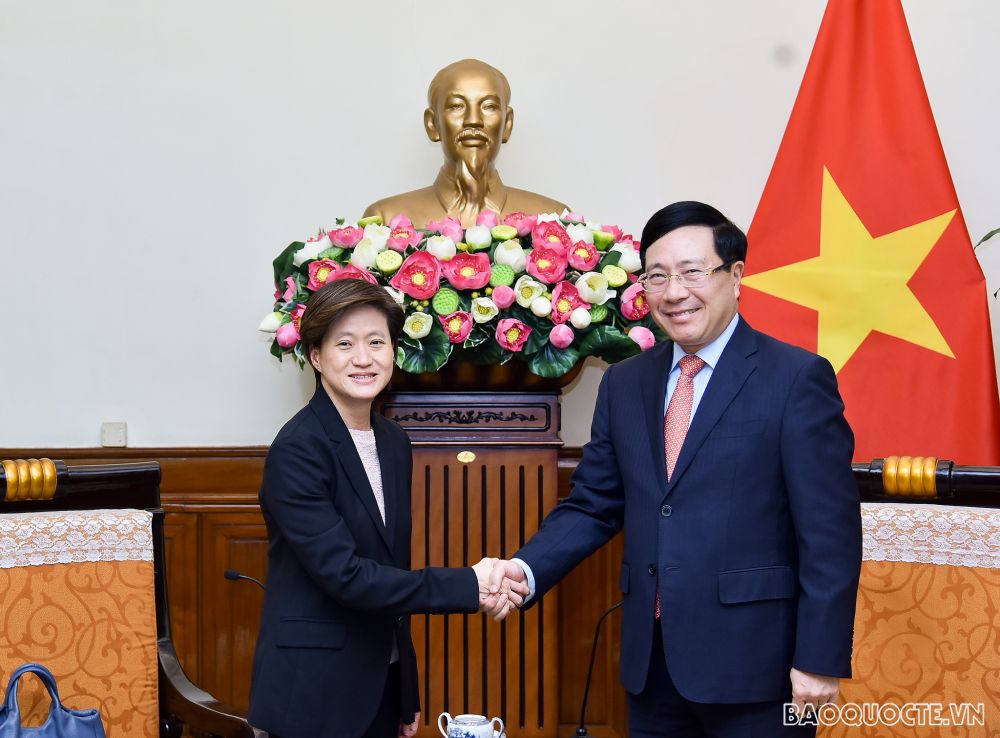 Phó Thủ tướng Phạm Bình Minh tiếp Đại sứ Singapore Catherine Wong chào từ biệt kết thúc nhiệm kỳ