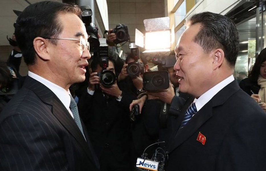Hai miền Triều Tiên ngồi vào bàn đàm phán trực tiếp lần đầu tiên