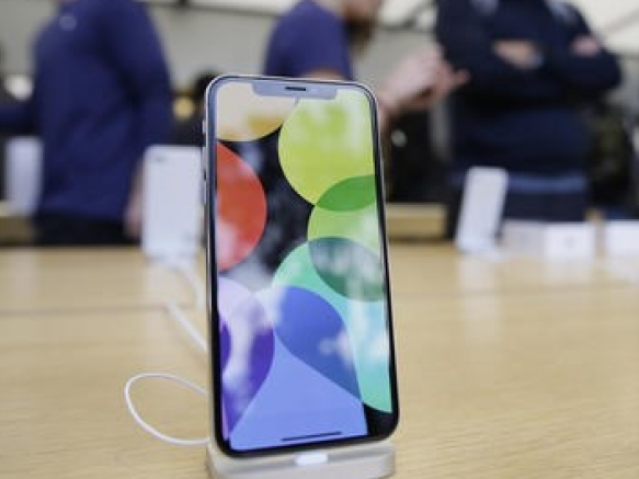 Nikkei: Apple giảm một nửa chỉ tiêu sản xuất iPhone X trong quý I/2018