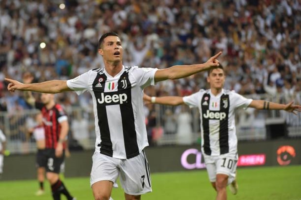 ronaldo rang ro trong ngay gianh danh hieu dau tien cung juventus