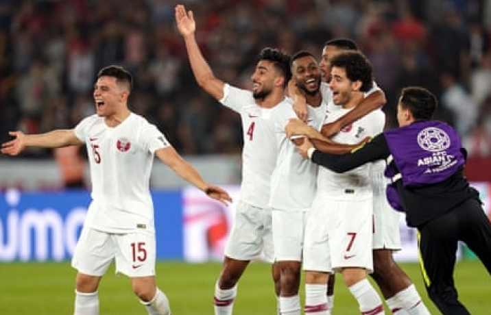 Trận Qatar - UAE: Dự đoán thế trận vẫn nghiêng về đội khách