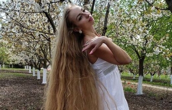 Bí quyết nuôi dưỡng tóc dài 1,8m cho các cô gái xinh đẹp