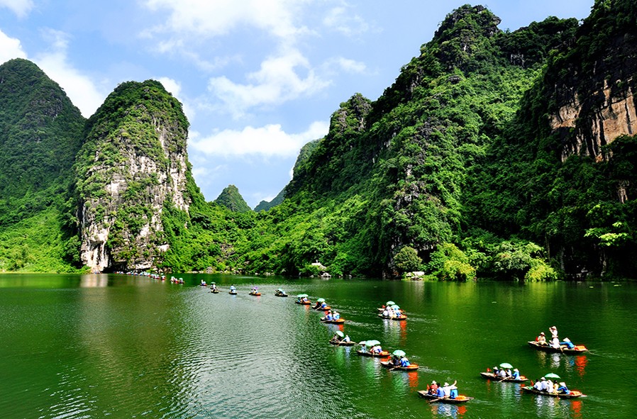 Phong Nha, Hội An, Ninh Bình là những địa điểm hiếu khách nhất