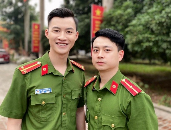 Con trai NSƯT Đức Trung và cố NSND Quang Dũng tham gia phim 'Phố trong làng'