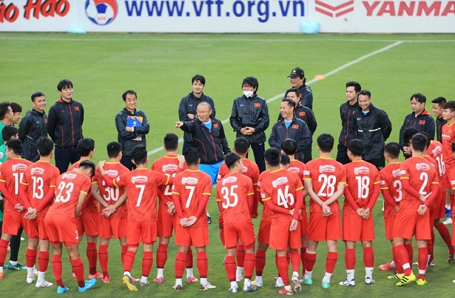 Vòng loại World Cup 2022: Thầy Park chốt danh sách, triệu tập 30 cầu thủ đội tuyển Việt Nam tập trung