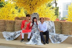 Hiền Mai diện trang phục Rồng Đông Phương nặng 25 kg cùng dàn nghệ sỹ